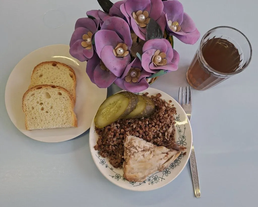 photo_5260659812150744003_y